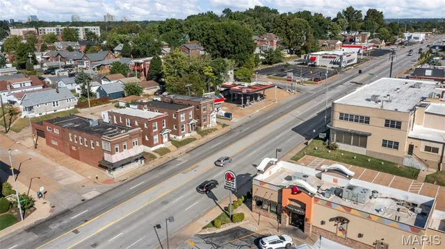 $449,900 | 1325 Hampton Avenue, St. Louis, MO 63139