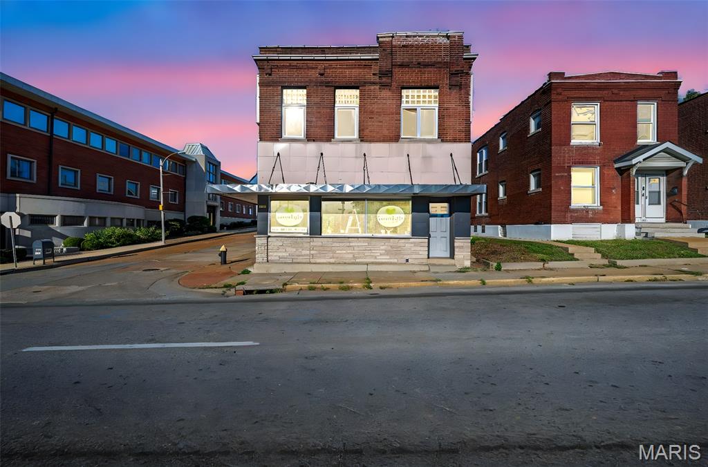 1325 Hampton Avenue St. Louis, MO 63139 - Photo 8 of 56