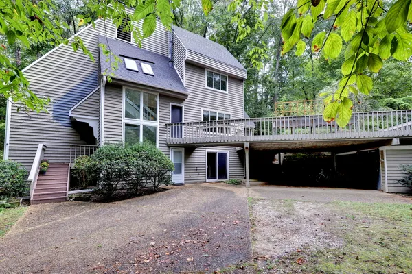 $550,000 | 411 Hempstead Road, Williamsburg, VA 23188