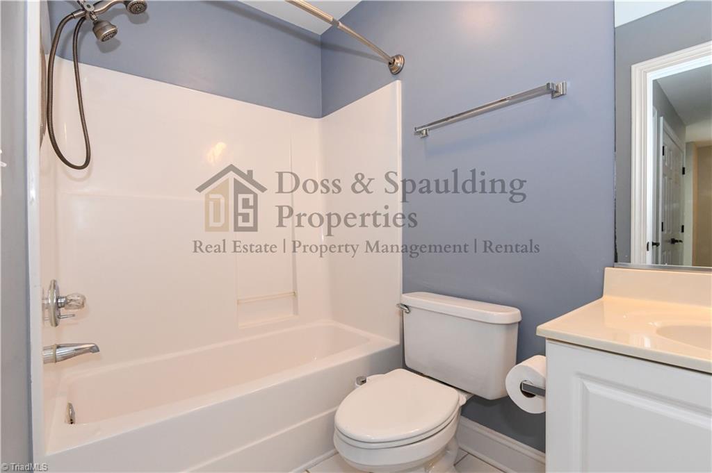 3112 Sedgefield Gate Road Greensboro, NC 27407 - Photo 26 of 33