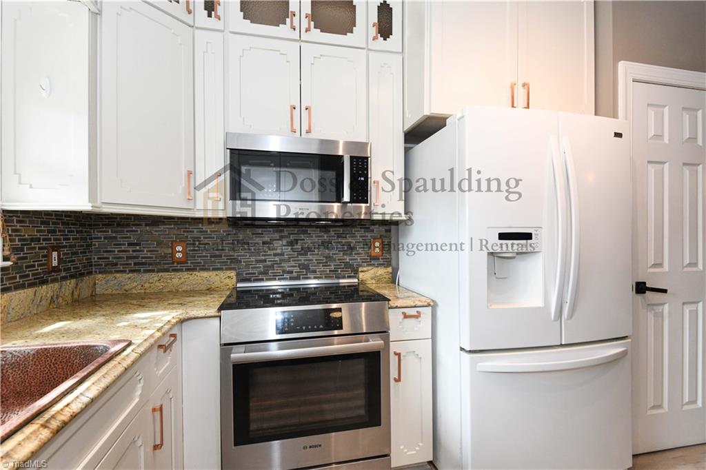 3112 Sedgefield Gate Road Greensboro, NC 27407 - Photo 8 of 33