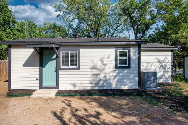 $1,500 | 1105 Franklin Street, Weatherford, TX 76086