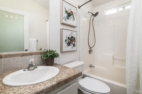 $420,000 | 25 Oceano Place, Novato, CA 94949
