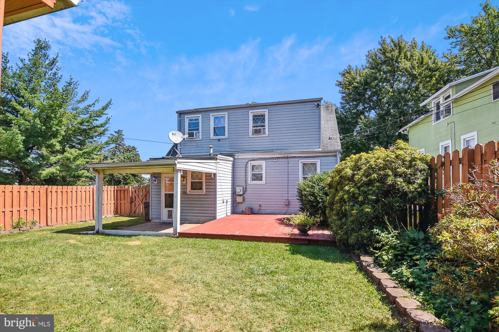 4400 Highview Avenue Baltimore, MD 21229 - Photo 5 of 22 Back Elevation