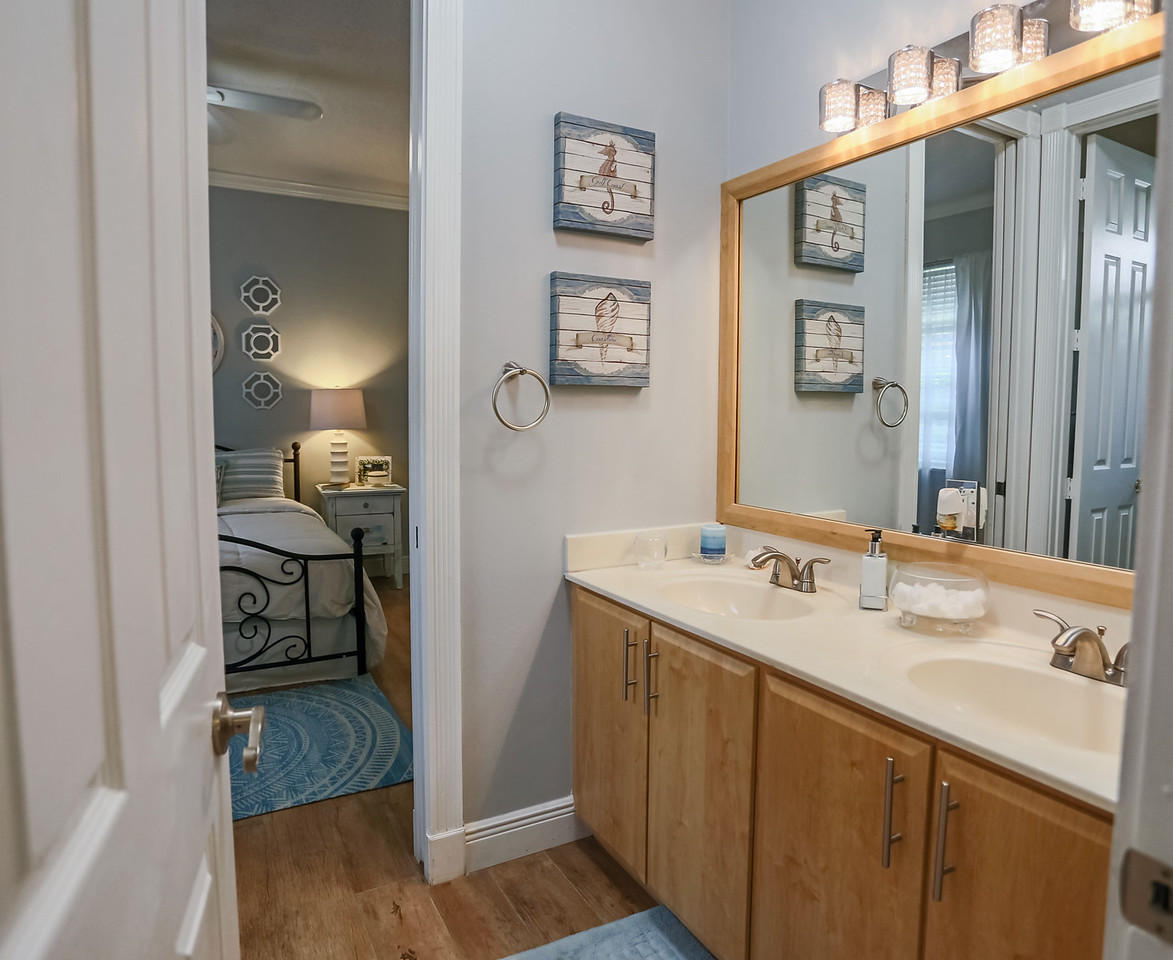 21636 Marigot Drive Boca Raton, FL 33428 - Photo 19 of 29 BATHROOM