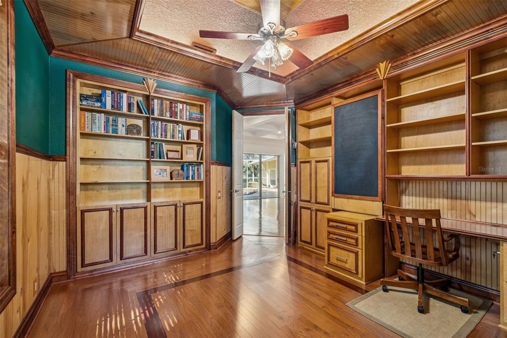 1130 Anclote Road Tarpon Springs, FL 34689 - Photo 29 of 95