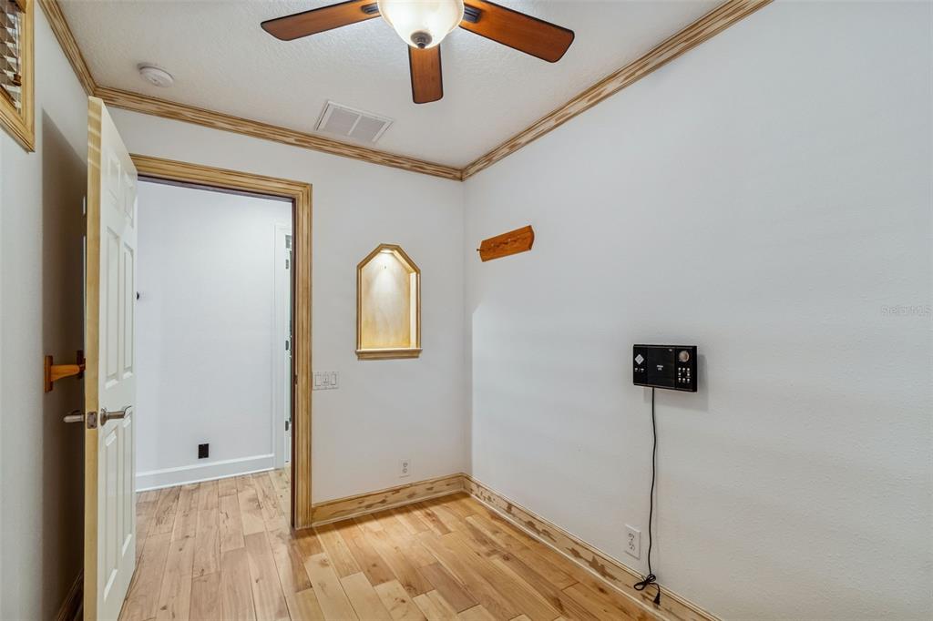 1130 Anclote Road Tarpon Springs, FL 34689 - Photo 65 of 95