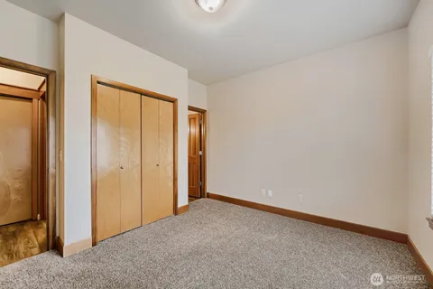 $549,950 | 1104 Williams Street Northwest, Orting, WA 98360