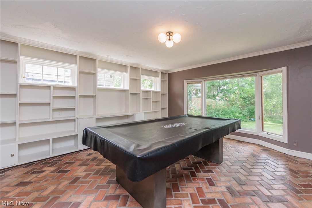 2548 Charney Road University Heights, OH 44118 - Photo 10 of 50 Gallery Image 10