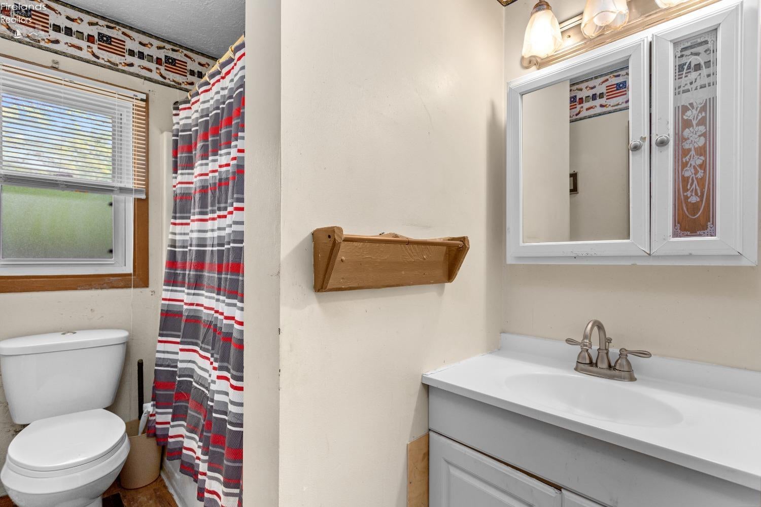 6514 Barnes Road North Vermilion, OH 44089 - Photo 27 of 39 Gallery Image 27