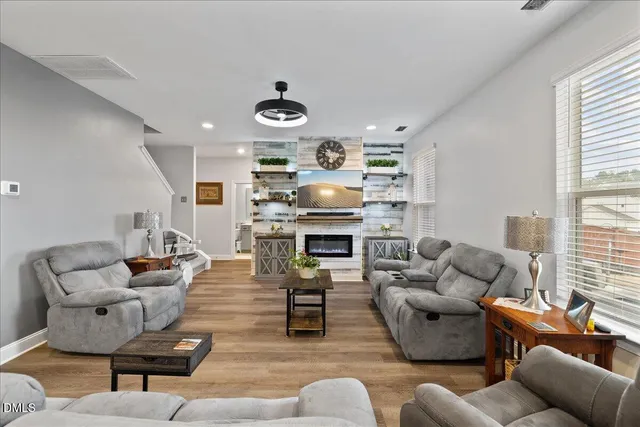 $500,000 | 1413 Queen Trigger Drive, Fuquay-Varina, NC 27526