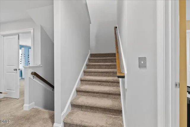 $500,000 | 1413 Queen Trigger Drive, Fuquay-Varina, NC 27526