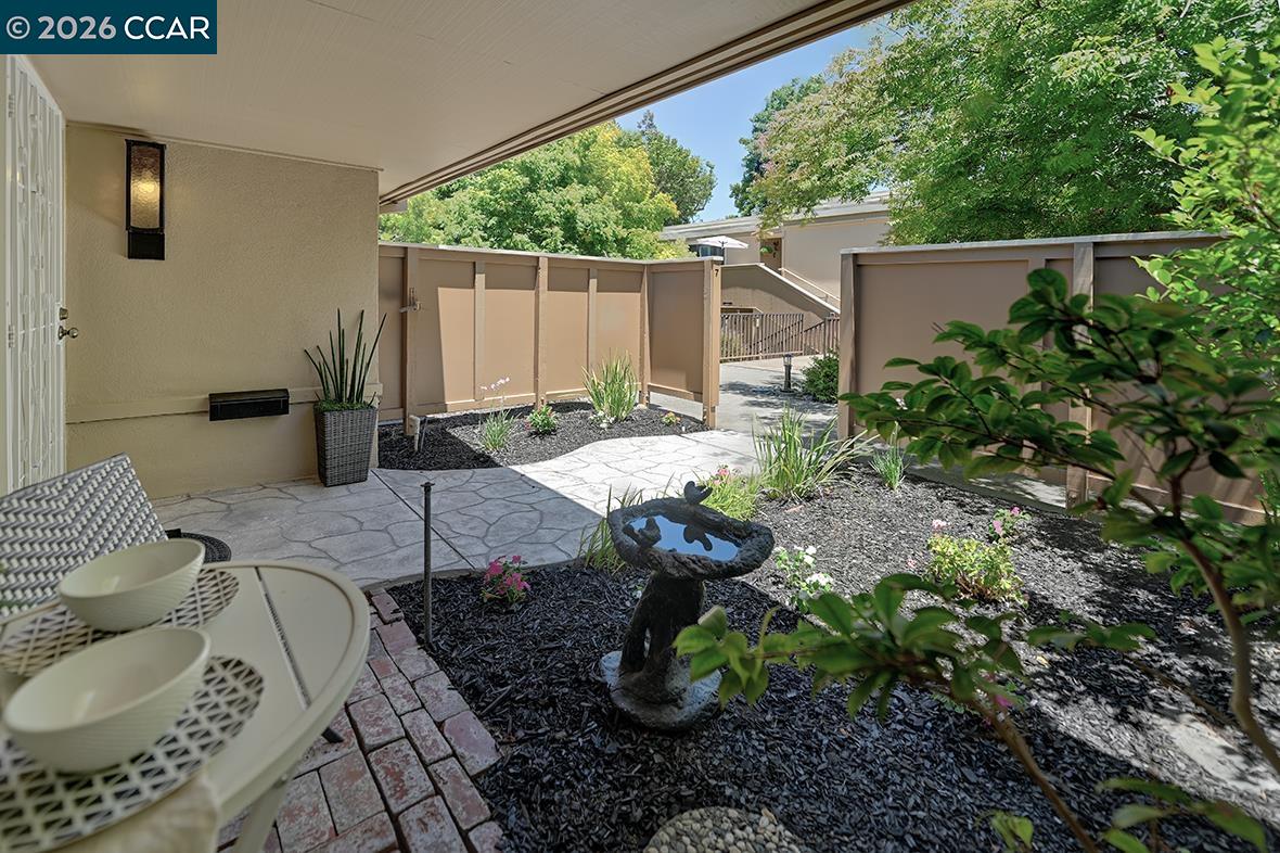 2025 Golden Rain Road, Unit 7 Walnut Creek, CA 94595 - Photo 4 of 53