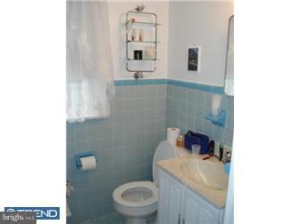 419 Scenic Road Springfield, PA 19064 - Photo 9 of 12 Bathroom