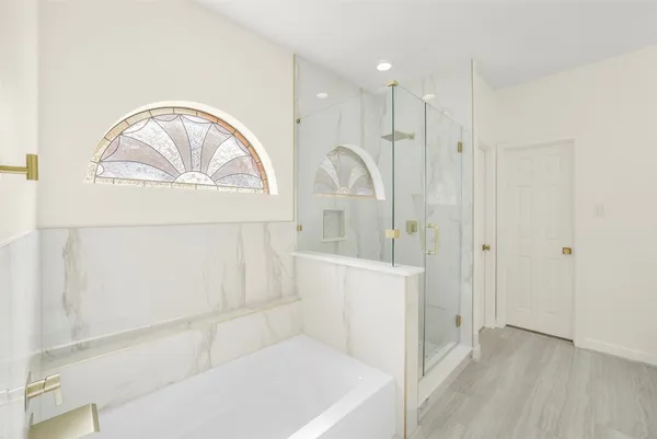 $375,000 | 6885 Tournament Drive, Houston, TX 77069