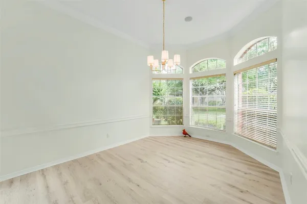 $375,000 | 6885 Tournament Drive, Houston, TX 77069