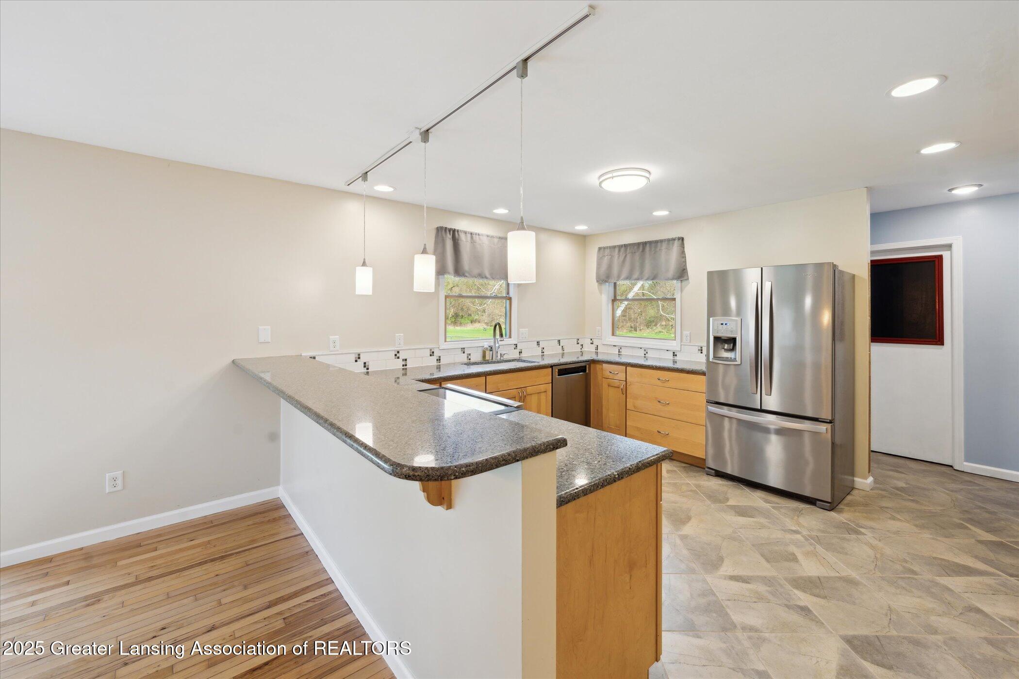 465 Creyts Road Dimondale, MI 48821 - Photo 14 of 43 14-465-Creyts-Rd-Dimondale-MI-48821-Wind