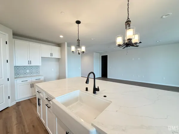 $628,550 | Undisclosed Address, Bakersfield, CA 93311