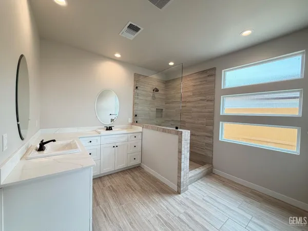 $628,550 | Undisclosed Address, Bakersfield, CA 93311