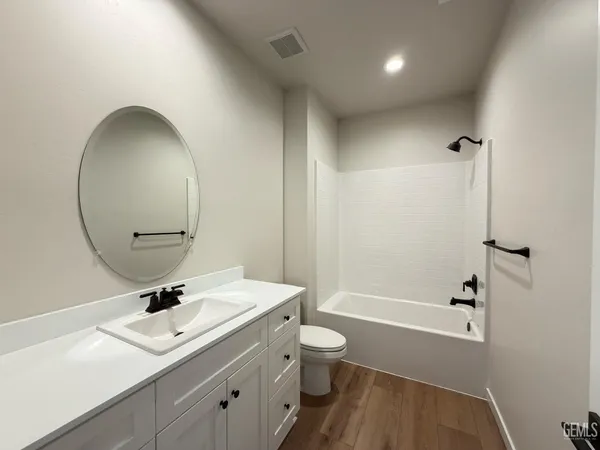 $628,550 | Undisclosed Address, Bakersfield, CA 93311