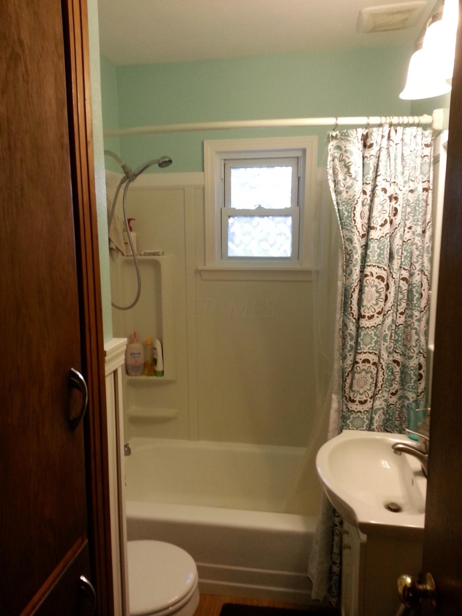 9580 Dublin Road Powell, OH 43065 - Photo 20 of 57