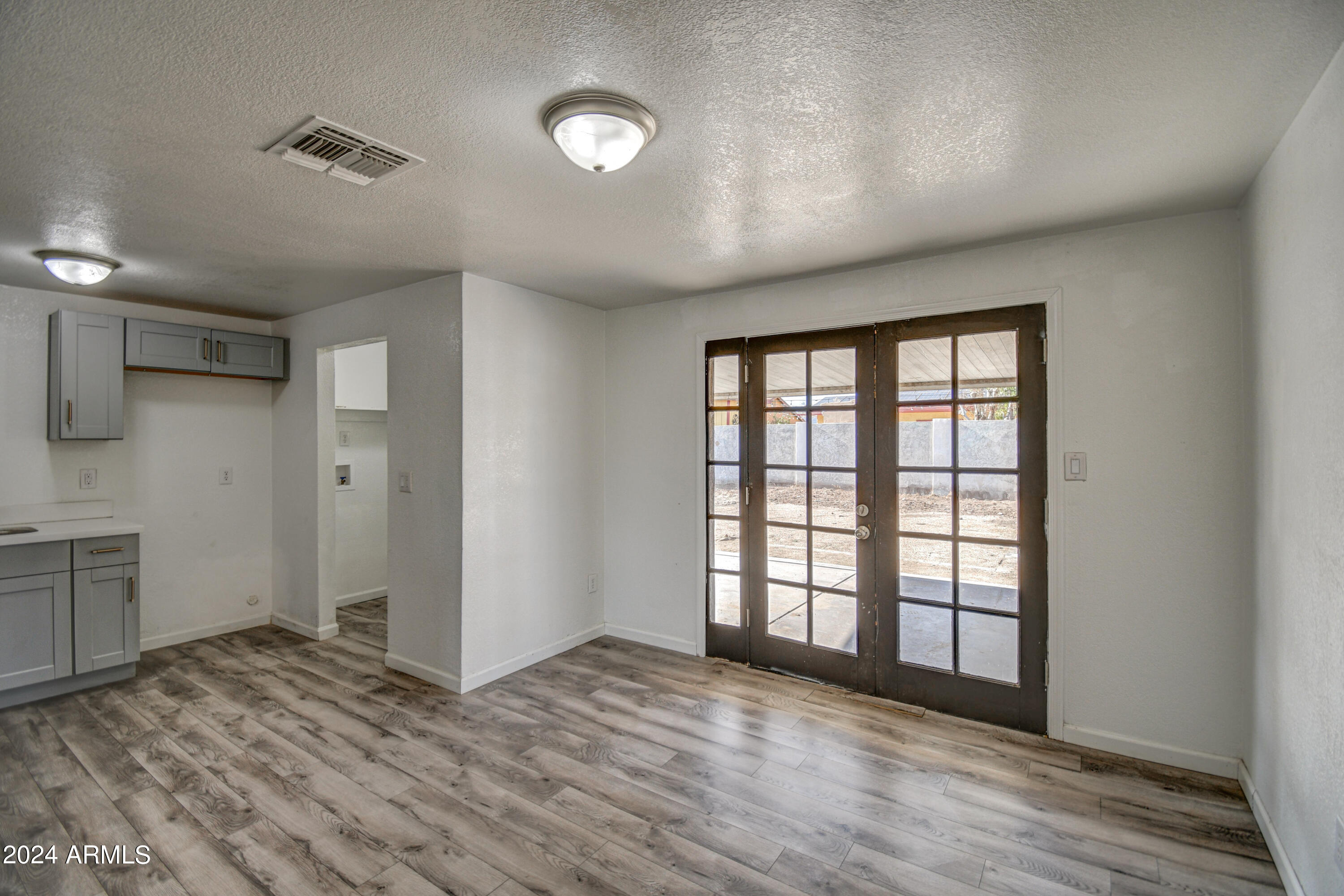 5736 West Berkeley Road Phoenix, AZ 85035 - Photo 6 of 22 Kitchen-1