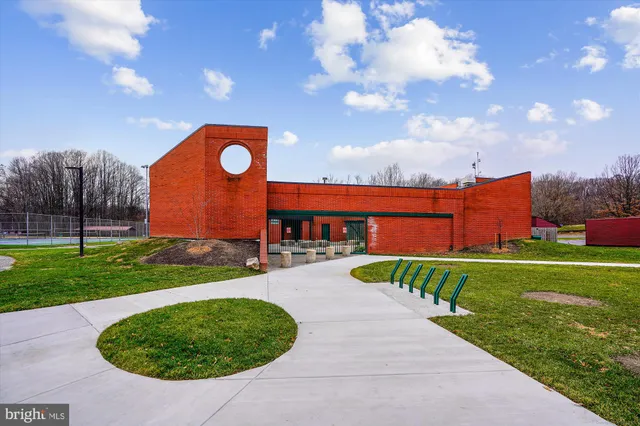 $460,000 | 8735 Birkenhead Court, Laurel, MD 20723