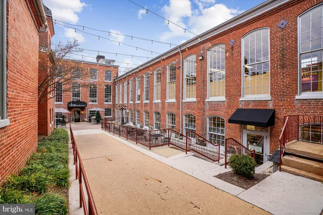 $460,000 | 8735 Birkenhead Court, Laurel, MD 20723