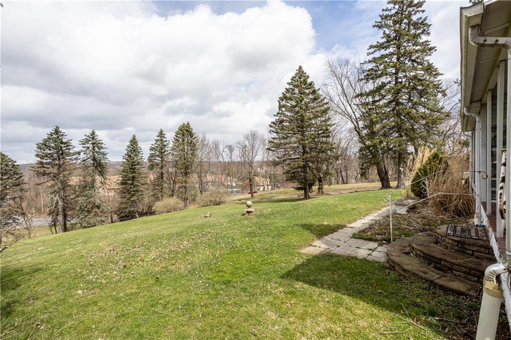 1 Sipe Road Coraopolis, PA 15108 - Photo 3 of 14 Gallery Image 3