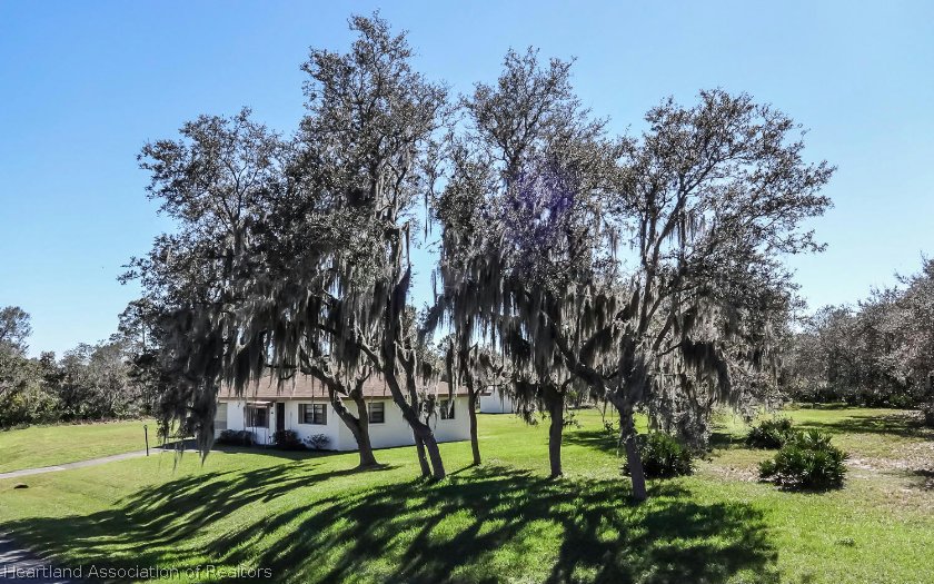 364 Lime Road Northwest Lake Placid, FL 33852 - Photo 15 of 19 Gallery Image 15