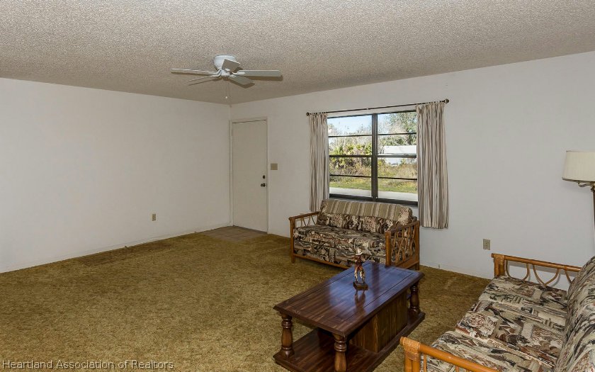 364 Lime Road Northwest Lake Placid, FL 33852 - Photo 4 of 19 Gallery Image 4