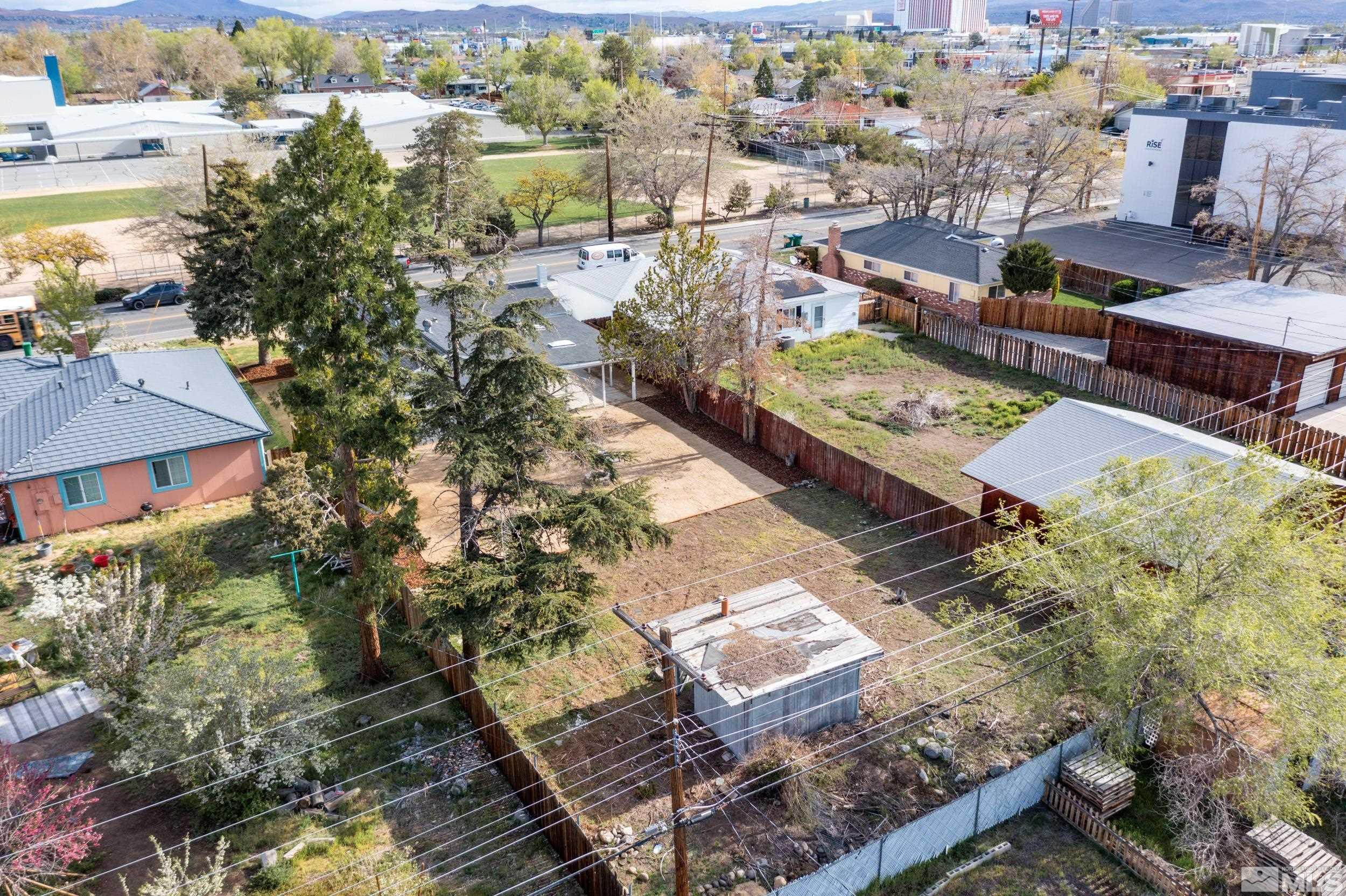 1220 Vassar Street Reno, NV 89502 - Photo 32 of 36 a view of a city
