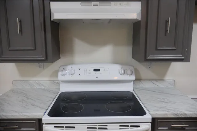 $2,750 | 808 Woodway Lane, Richardson, TX 75081