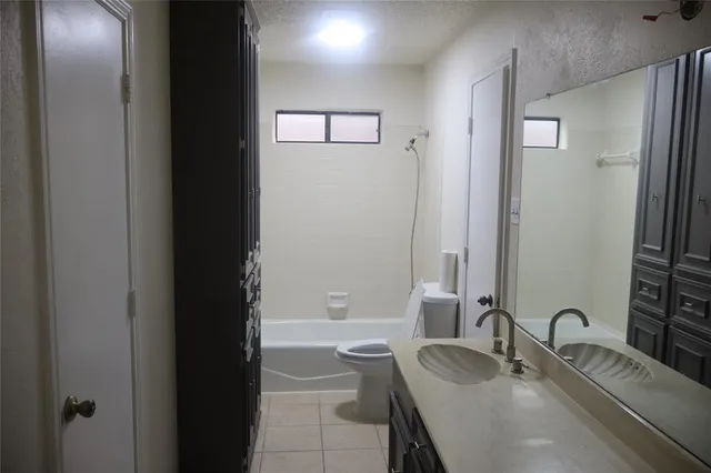 $2,750 | 808 Woodway Lane, Richardson, TX 75081