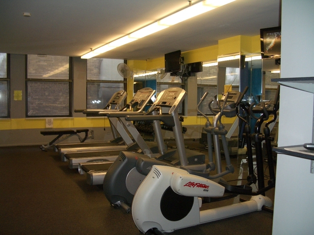 680 South Federal Street, Unit 304 Chicago, IL 60605 - Photo 13 of 19