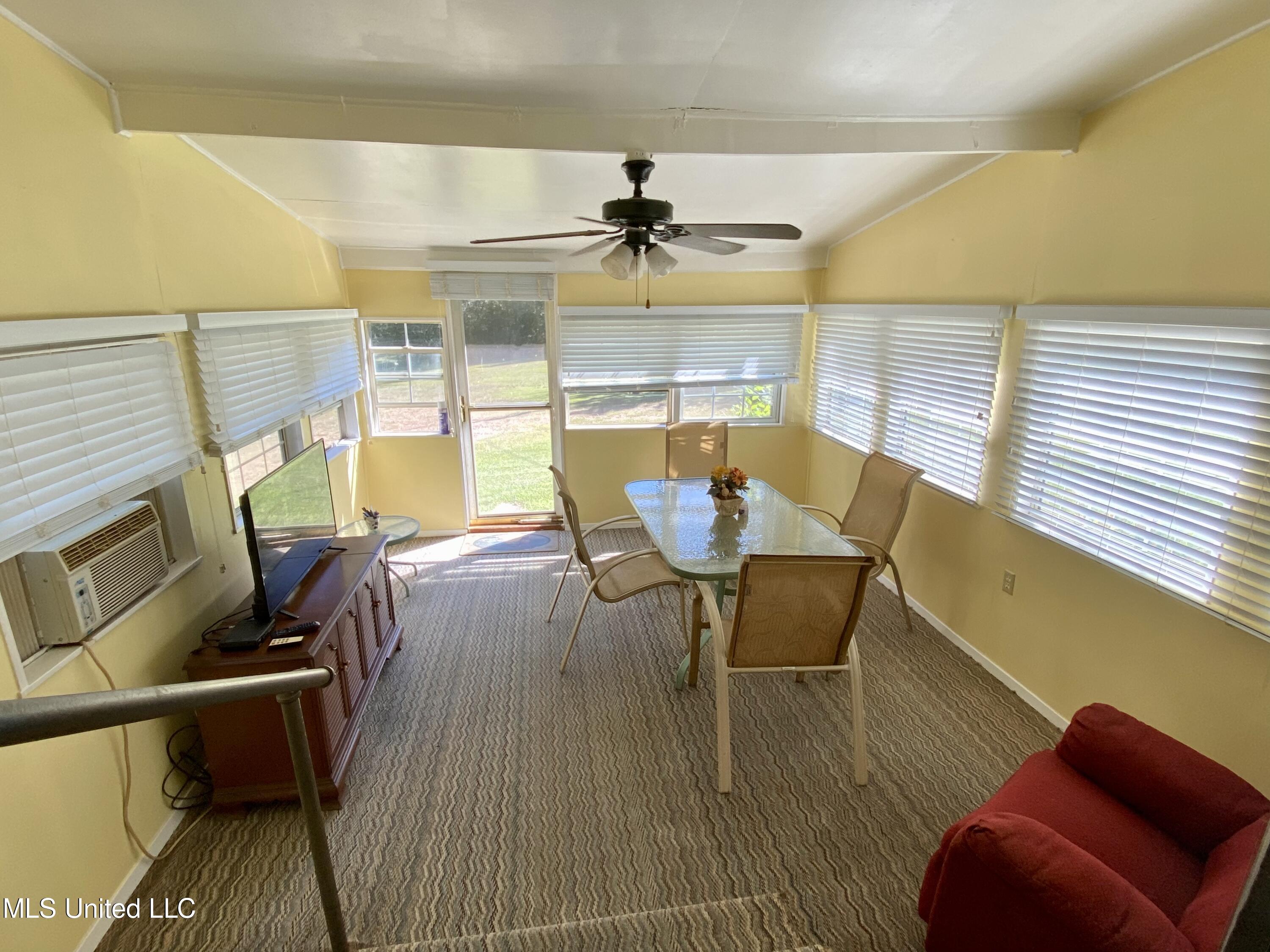 1054 Johnson Road Crystal Springs, MS 39059 - Photo 16 of 26 F4131B8C-9330-4FA6-B8D2-CA7E42433FA8
