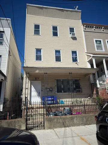 $4,500 | 189 Van Horne Street, Unit 2B, Jersey City, NJ 07304