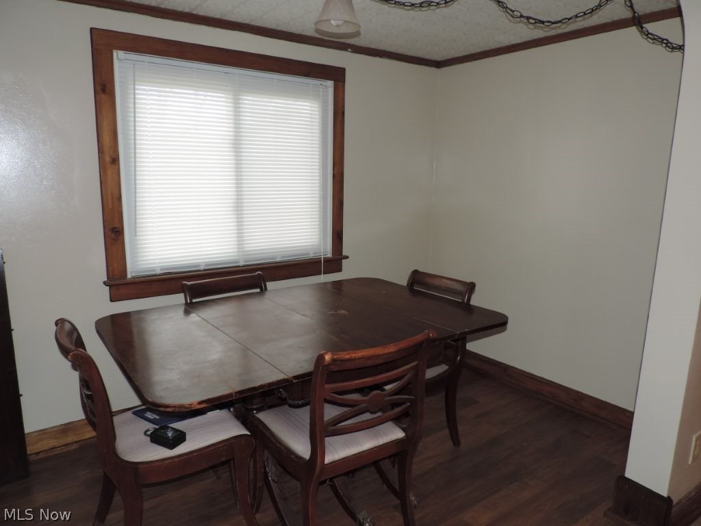 6655 Riverside Road Southeast Uhrichsville, OH 44683 - Photo 9 of 22 Gallery Image 9