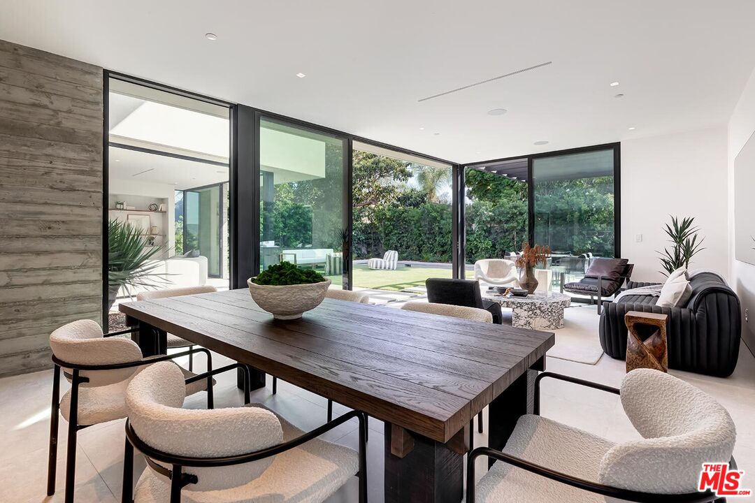 2831 Malcolm Avenue Los Angeles, CA 90064 - Photo 17 of 57