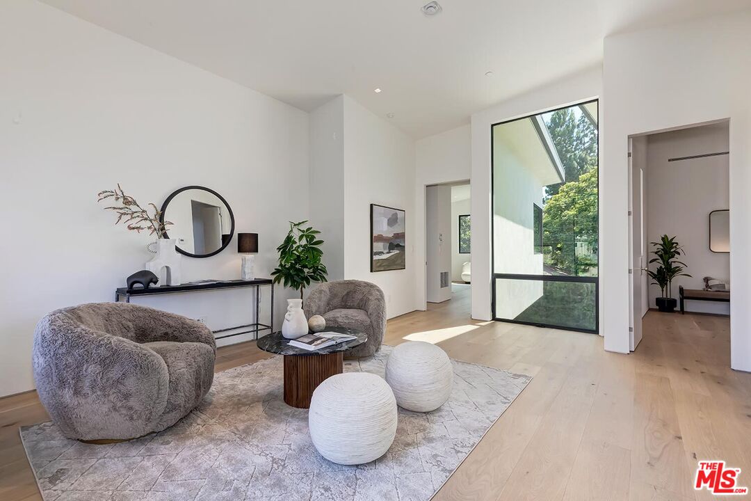 2831 Malcolm Avenue Los Angeles, CA 90064 - Photo 25 of 57