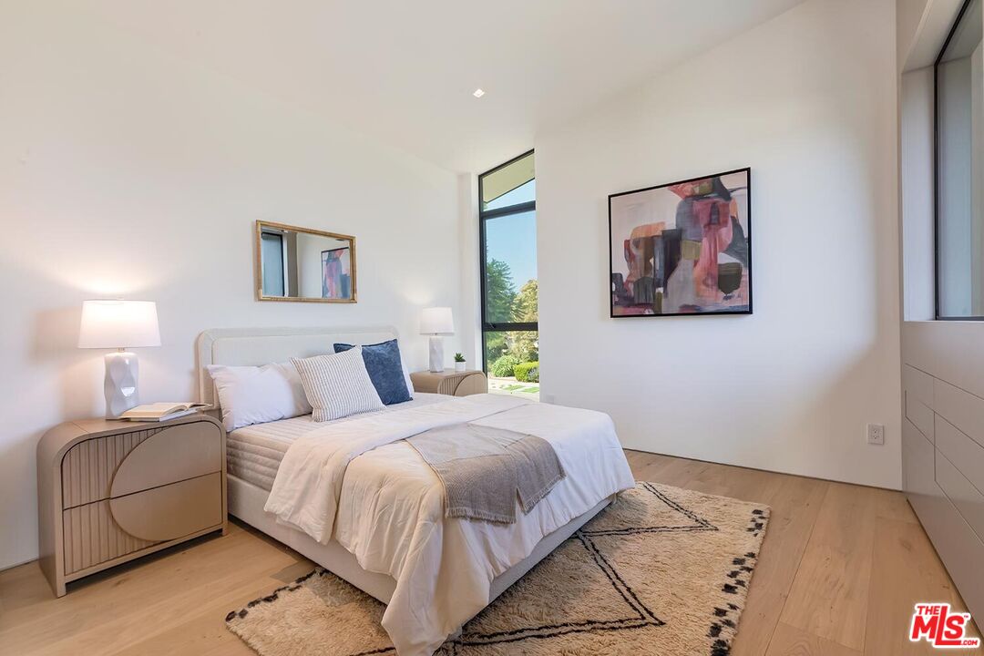 2831 Malcolm Avenue Los Angeles, CA 90064 - Photo 35 of 57