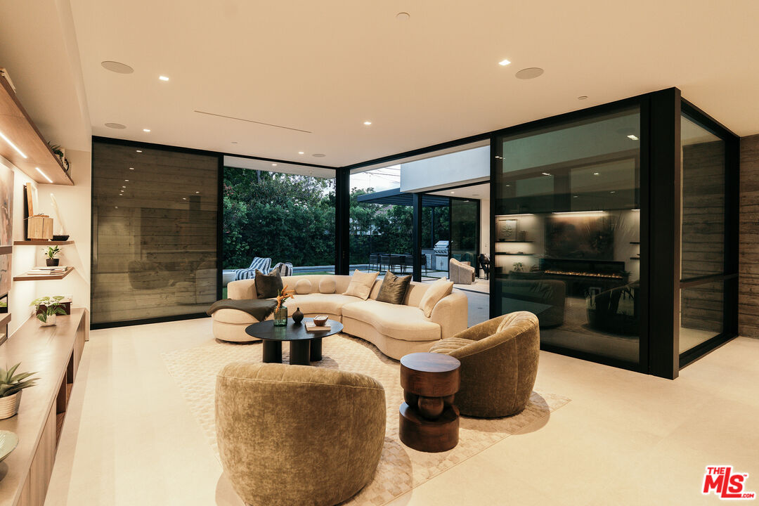 2831 Malcolm Avenue Los Angeles, CA 90064 - Photo 51 of 57