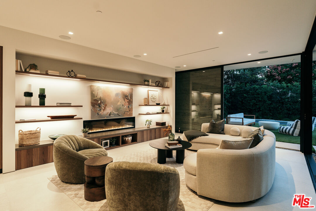 2831 Malcolm Avenue Los Angeles, CA 90064 - Photo 55 of 57