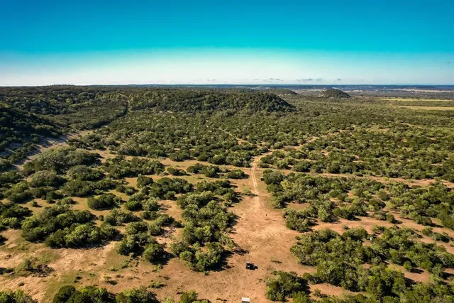 $559,000 | 19 Jack Rabbit Road, Unit 19, Doss, TX 78618