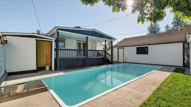 $349,900 | 5511 North D Street, Spokane, WA 99205