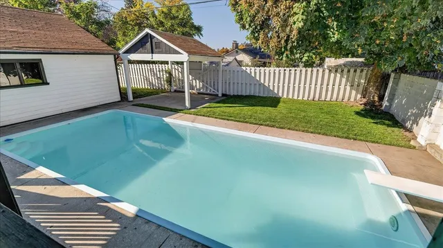 $349,900 | 5511 North D Street, Spokane, WA 99205