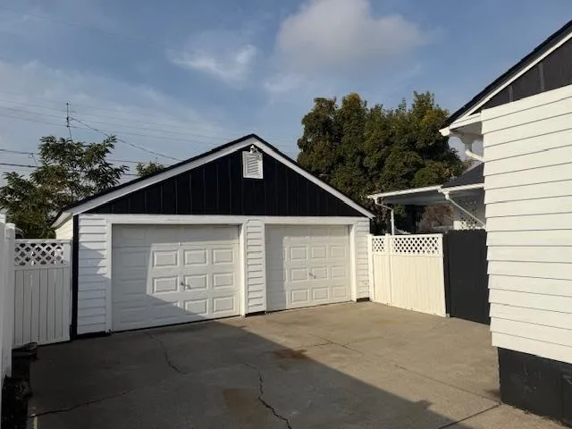 $349,900 | 5511 North D Street, Spokane, WA 99205