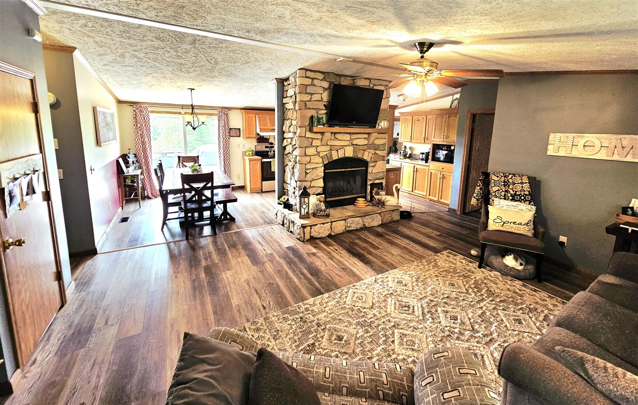 13229 Harder Road Three Rivers, MI 49093 - Photo 11 of 47