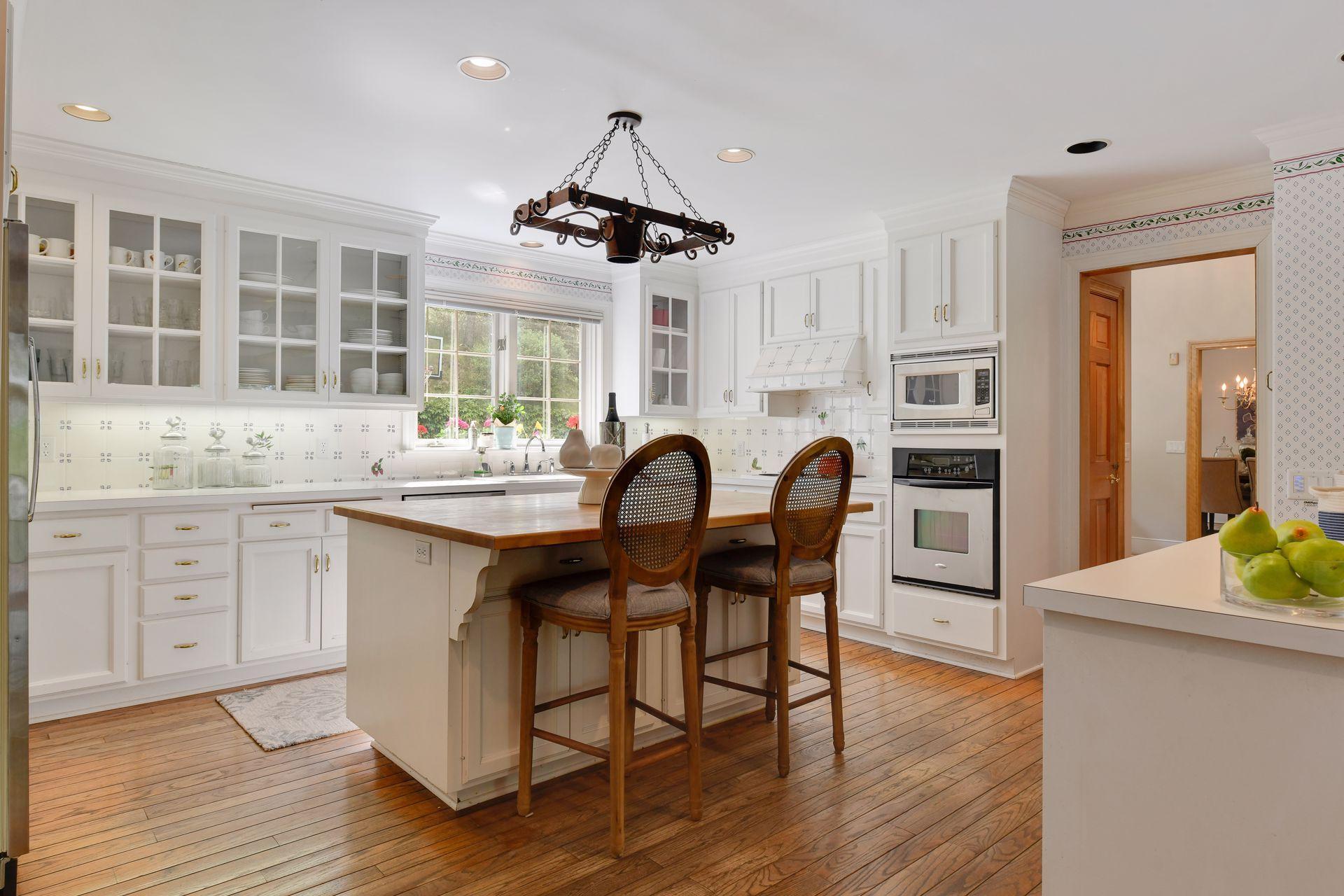 6436 Timber Ridge Edina, MN 55439 - Photo 11 of 40