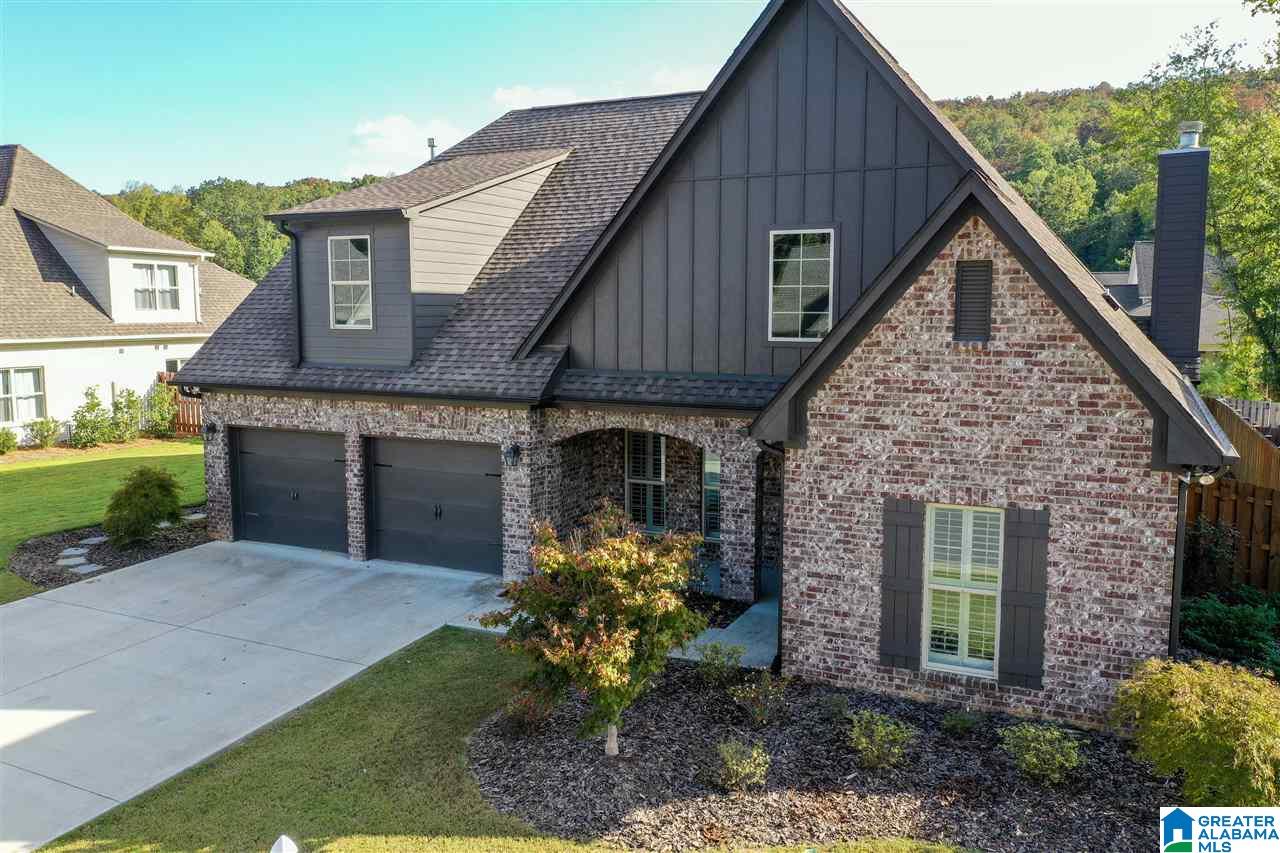 447 Ballantrae Road Pelham, AL 35124 - Photo 2 of 46